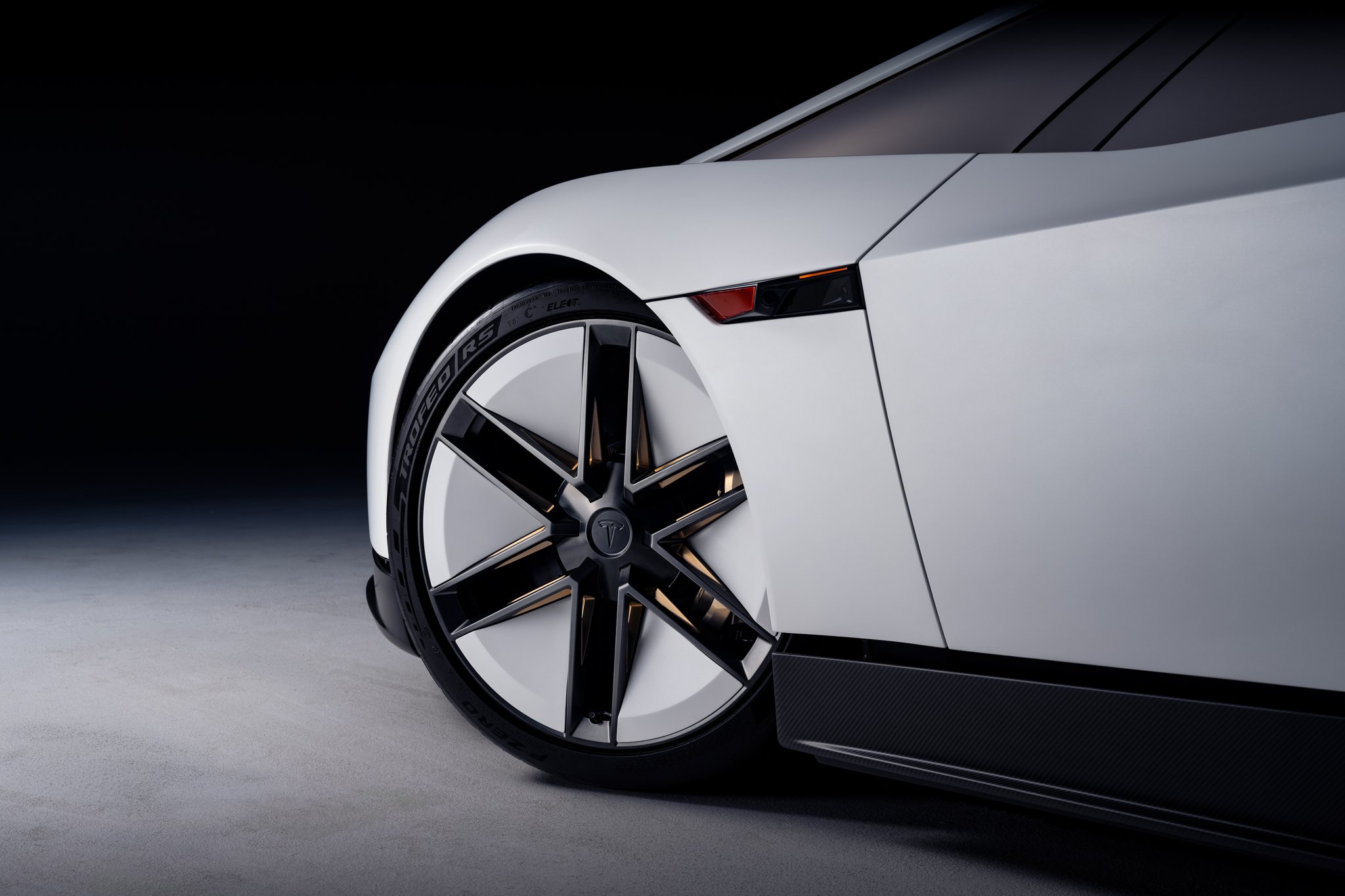 2026 Tesla Roadster, front wheel and concealed headlight